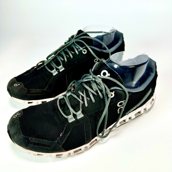 On Running Women ‘s On Cloud Black Running Athletic Shoes - Picture 3 of 12